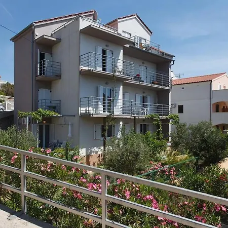 Apartman Komforan 2+2